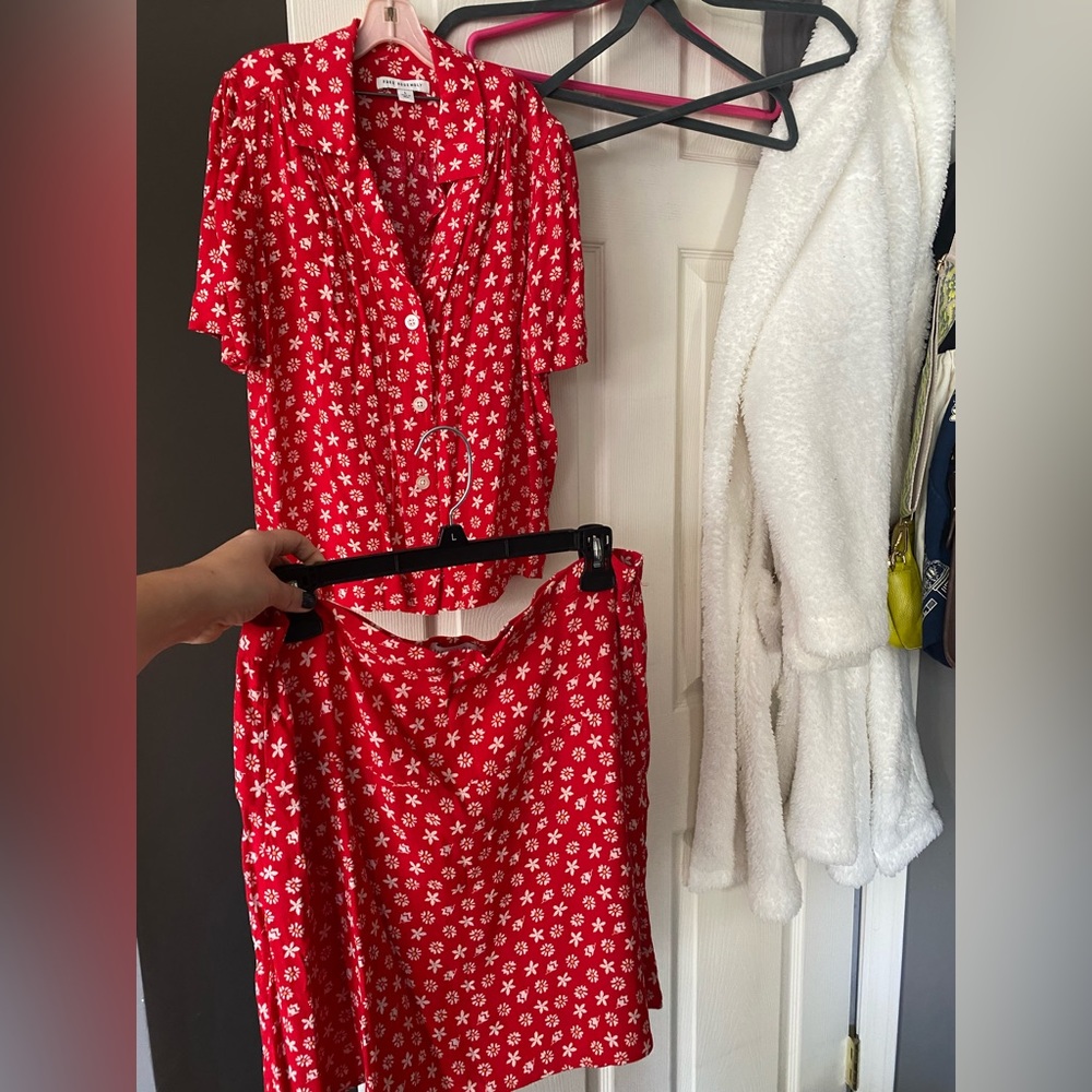 Floral red skirt set